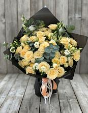 Букет цветов из:  Розы и Лизиантусы в Качуге