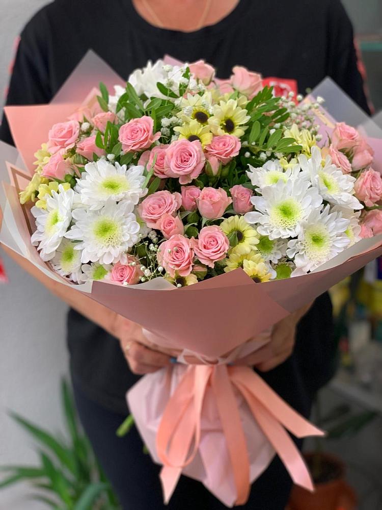Букет цветов из: Розы и Хризантемы в Качуге