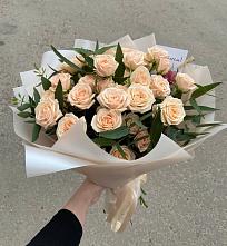 Букет Кремовые розы Латте в Качуге