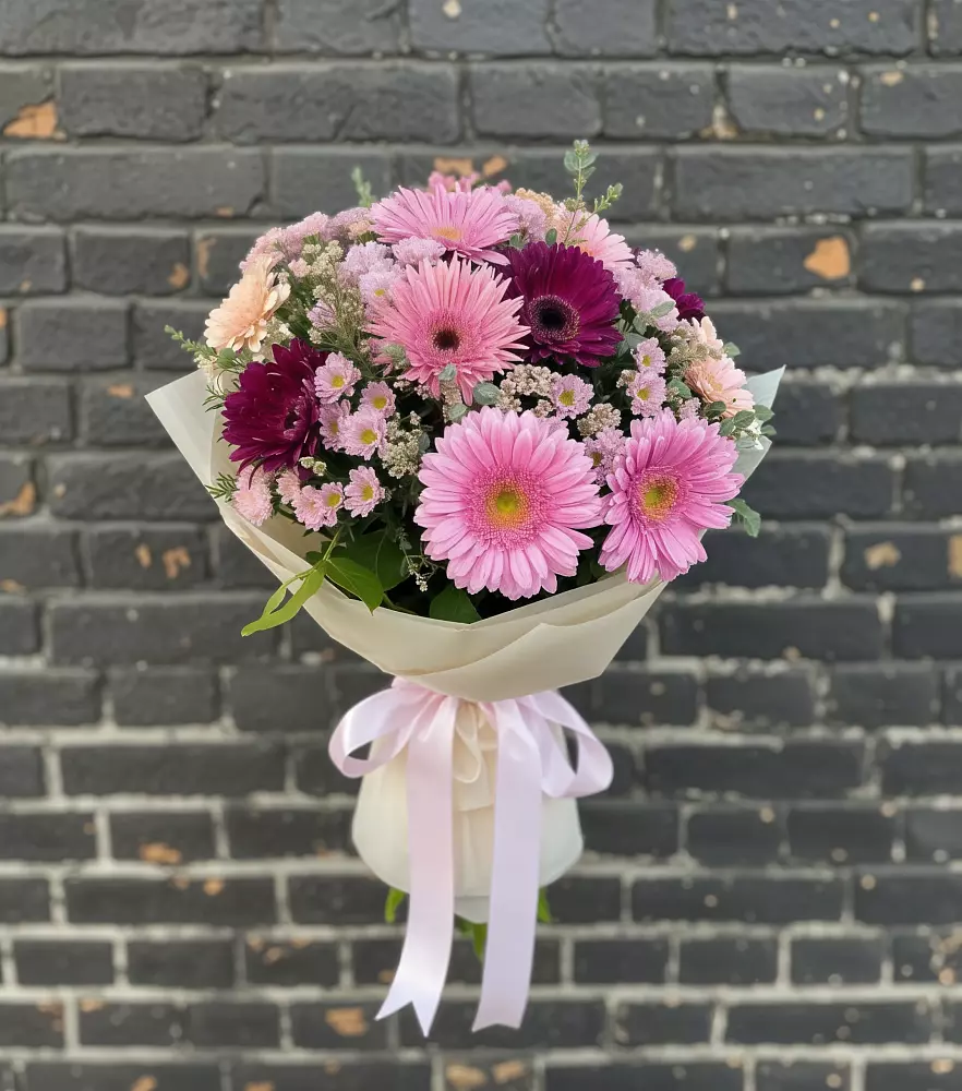 Букет цветов из: Герберы и Хризантемы в Качуге