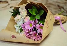 Букет цветов из:  Розы и Хризантемы #REPLACE_PRED# Качуге
