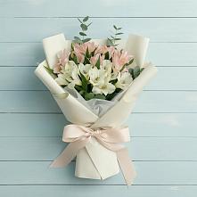 Букет цветов из:  Альстромерии в Качуге