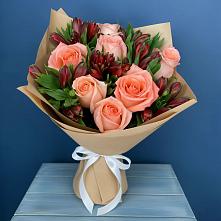 Букет цветов из:  Розы и Альстромерии в Качуге