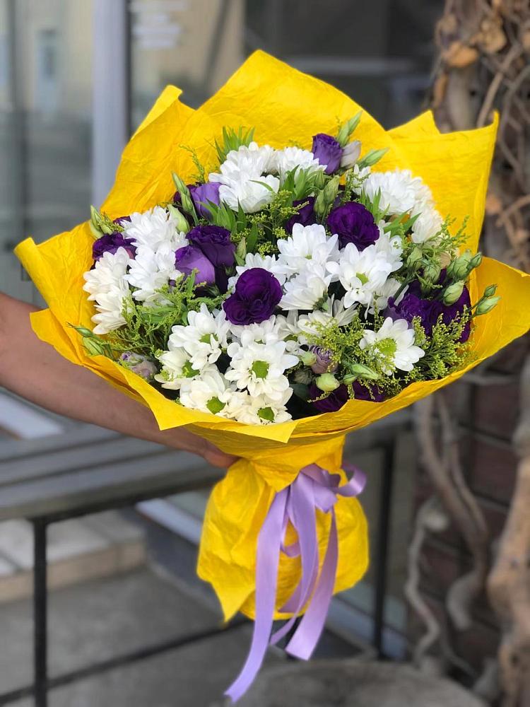 Букет цветов из: Ирисы, Хризантемы и Ромашки в Качуге