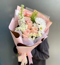 Букет цветов из:  Хризантемы и Розы в Качуге