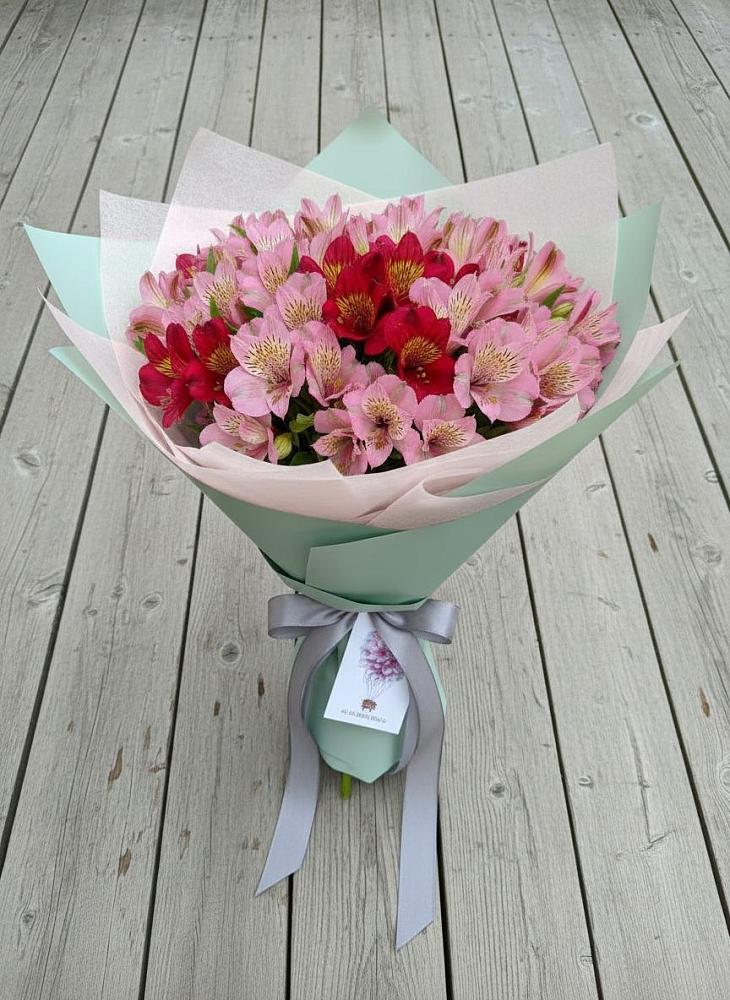Букет цветов из: Альстромерии в Качуге