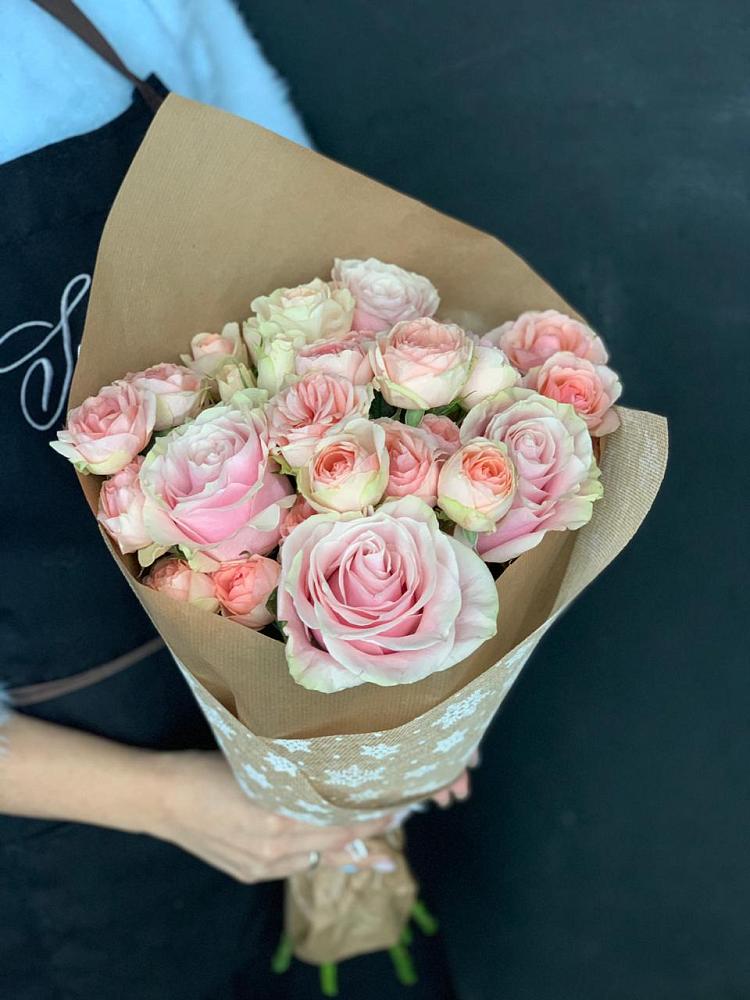 Букет цветов из: Хризантемы и Розы в Качуге