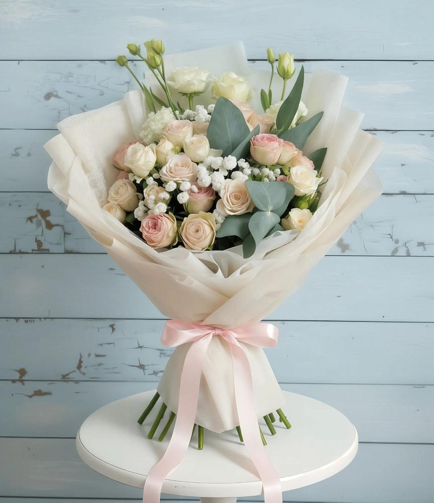 Букет цветов из: Розы и Лизиантусы в Качуге