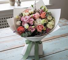 Букет цветов из:  Розы, Лизиантусы и Гвоздики в Качуге