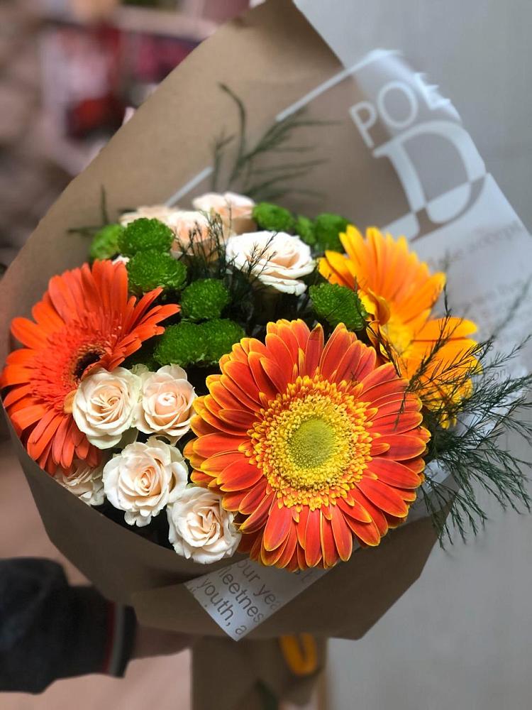 Букет цветов из: Герберы, Хризантемы и Розы в Качуге