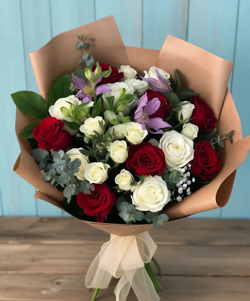 Букет цветов из: Розы и Альстромерии в Качуге