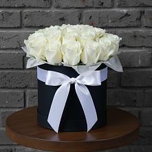 Цветочная композиция из Розы в шляпной коробке в Качуге